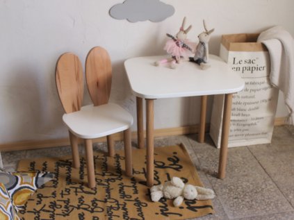 Set: Hranatý detský stolík a drevená stolička s uškami ZAJAČIK