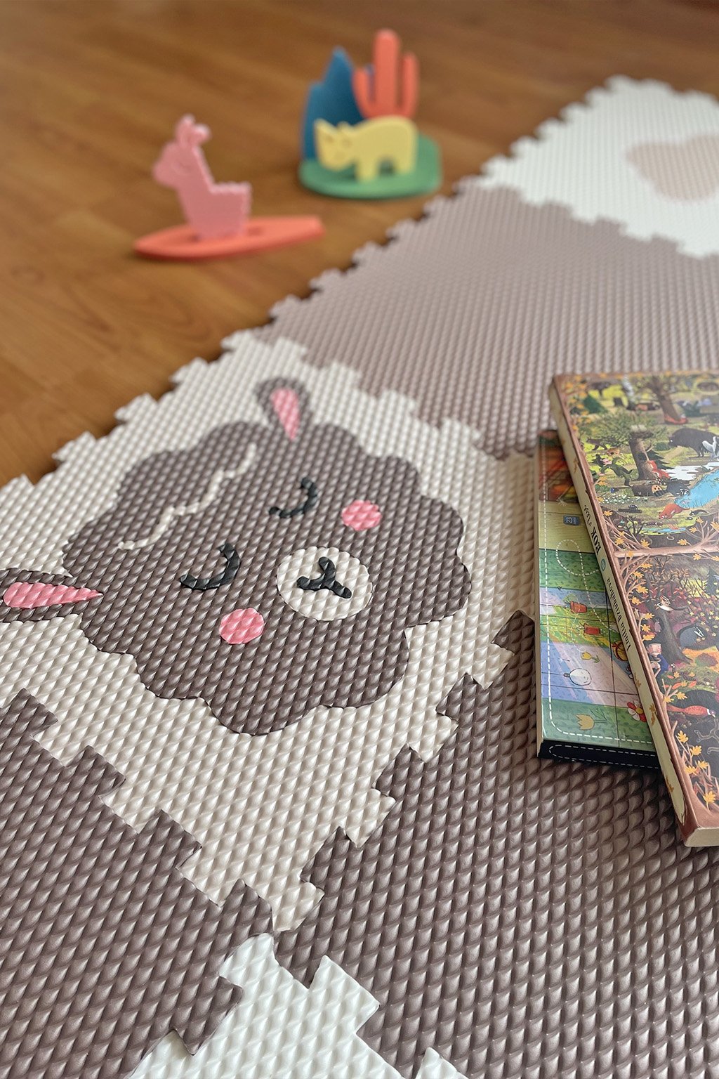 Hnedá hracia podlaha puzzle 12 dielov MYŠKA