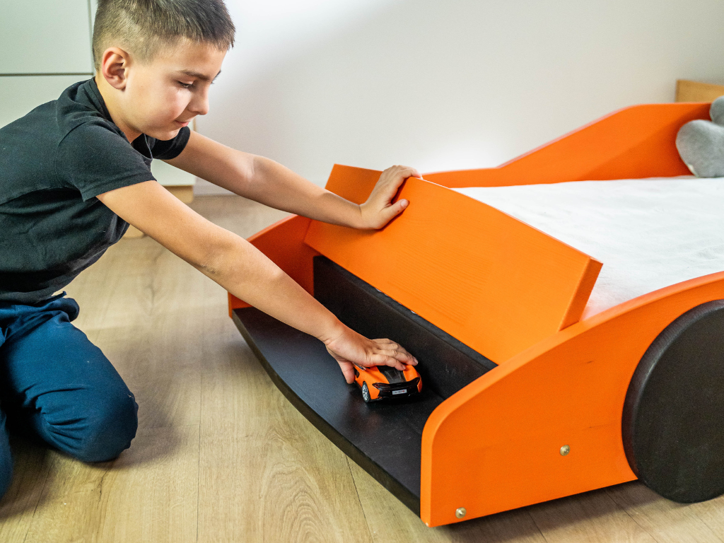Benlemi Detská auto posteľ v tvare FERRARI F40 80x160 cm Zvoľte farbu: Žltá - čierna