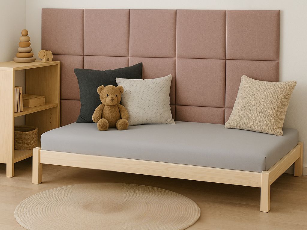 Štvorcové čalúnené panely na stenu VELVET Zvoľte farbu: Vínová, Zvoľte rozmer: 30x30 cm, Uchytenie na stenu: So samolepiacim suchým zipsom