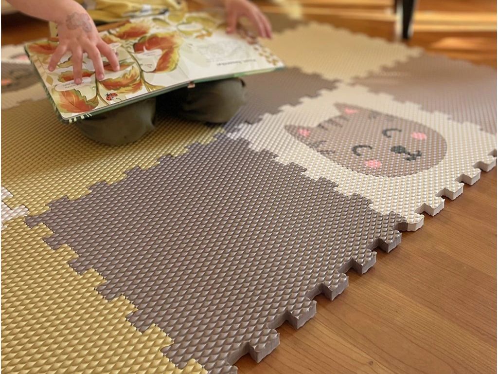 Penová podlaha puzzle 12 dielov HNEDÁ