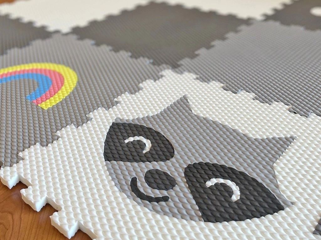 Dvanásťdielna puzzle podlaha do detskej izby MÝVAL A JEDNOROŽEC