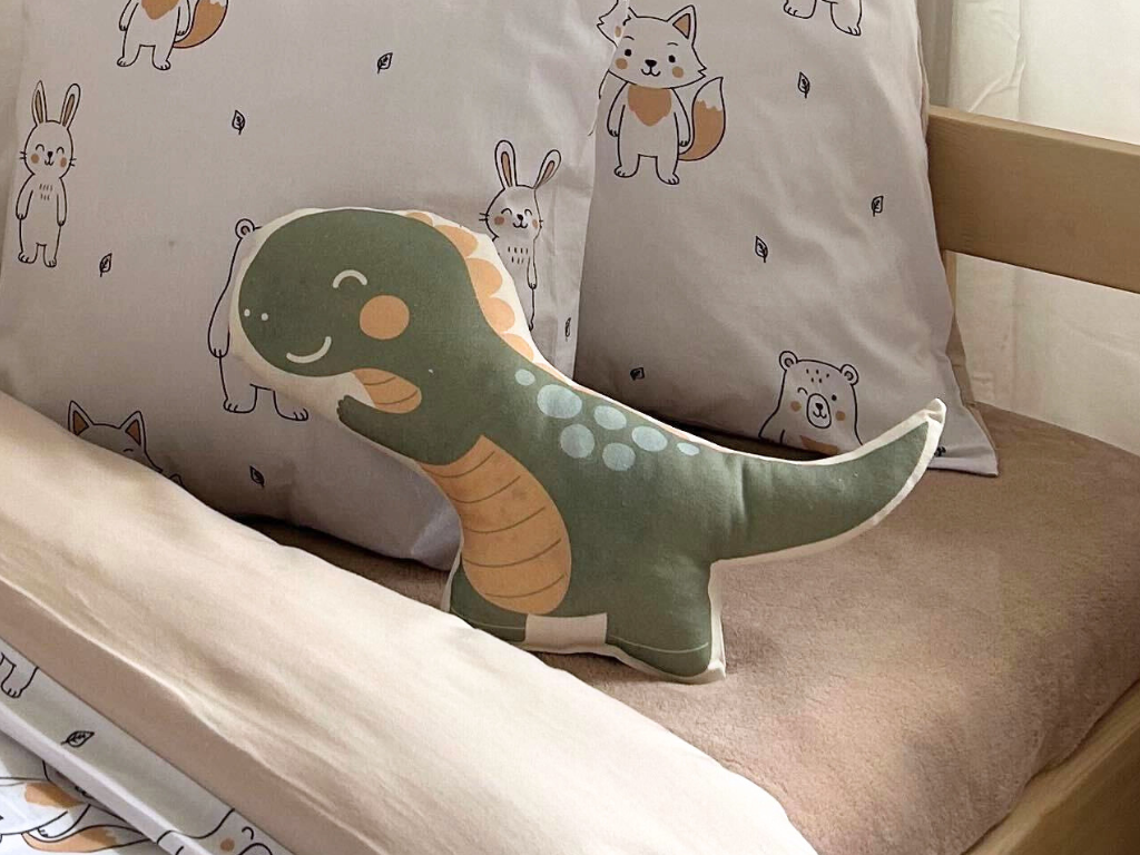 E-shop Benlemi Polštář DINOSAURUS plnený levanduľou lekárskou