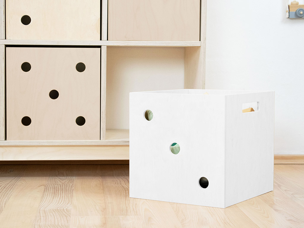 Benlemi Drevený úložný box DICE s číslami v štýle hracej kocky Zvoľte farbu: Biela, Varianta: Trojka