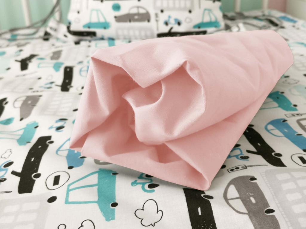 E-shop Jednolôžkové prestieradlo z bavlneného plátna 90x200 cm Zvoľte farbu: Púdrová