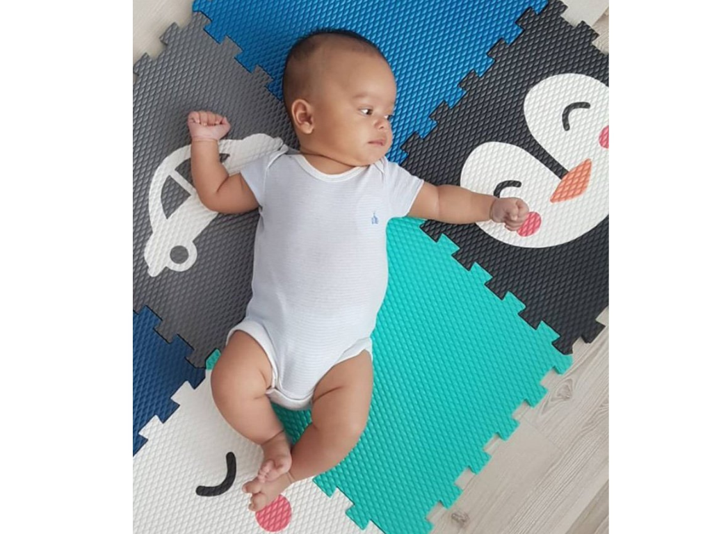 Penová puzzle podlaha zo 6 dielov SIVO-MODRÁ