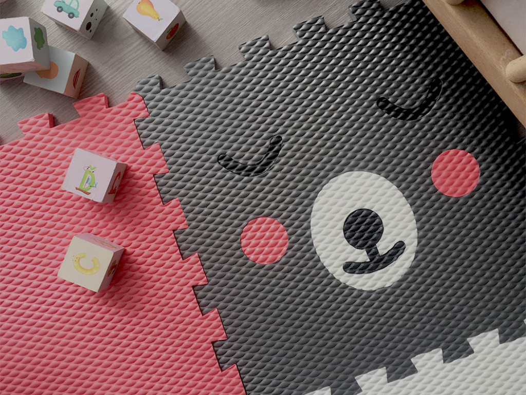Penová puzzle podlaha do detskej izby 9 dielov RUŽOVÁ KORUNKA