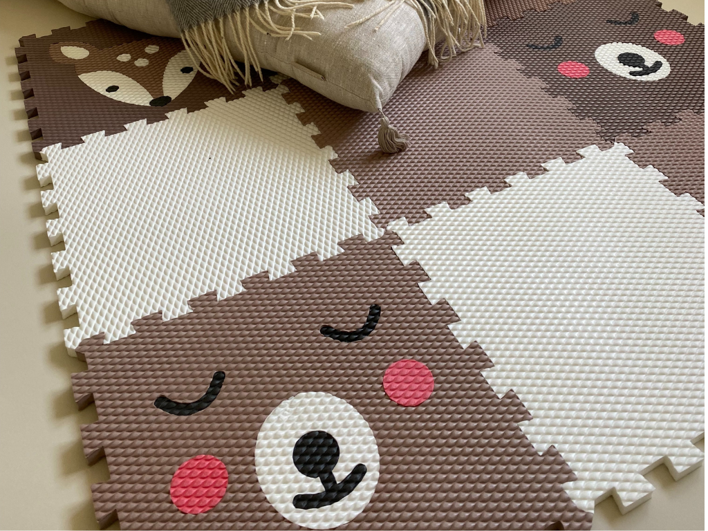 Penová puzzle podlaha na hranie do detskej izby 9 dielov LESNÉ ZVIERATÁ