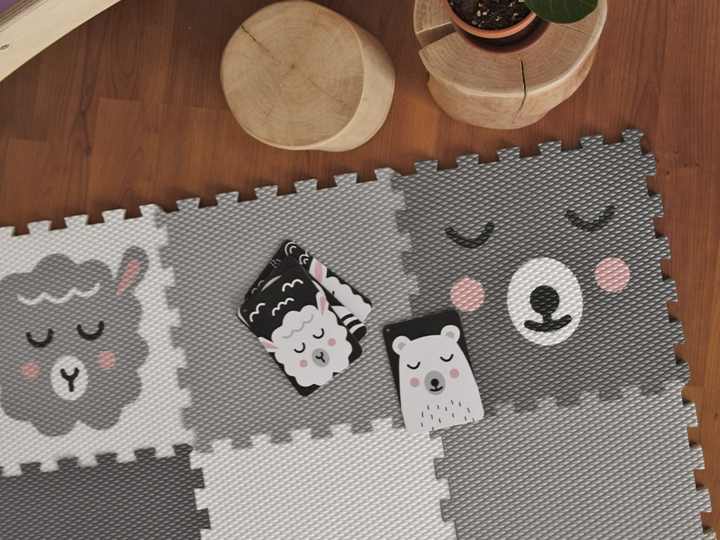 Penová podlaha puzzle 12 dielov SIVO-BIELA so zvieratkami