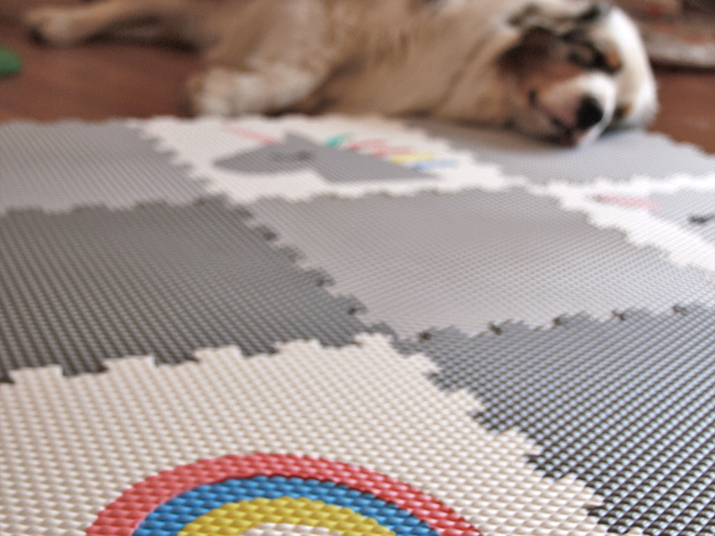 Hracie penové puzzle do detskej izby 12 dielov SIVÝ JEDNOROŽEC