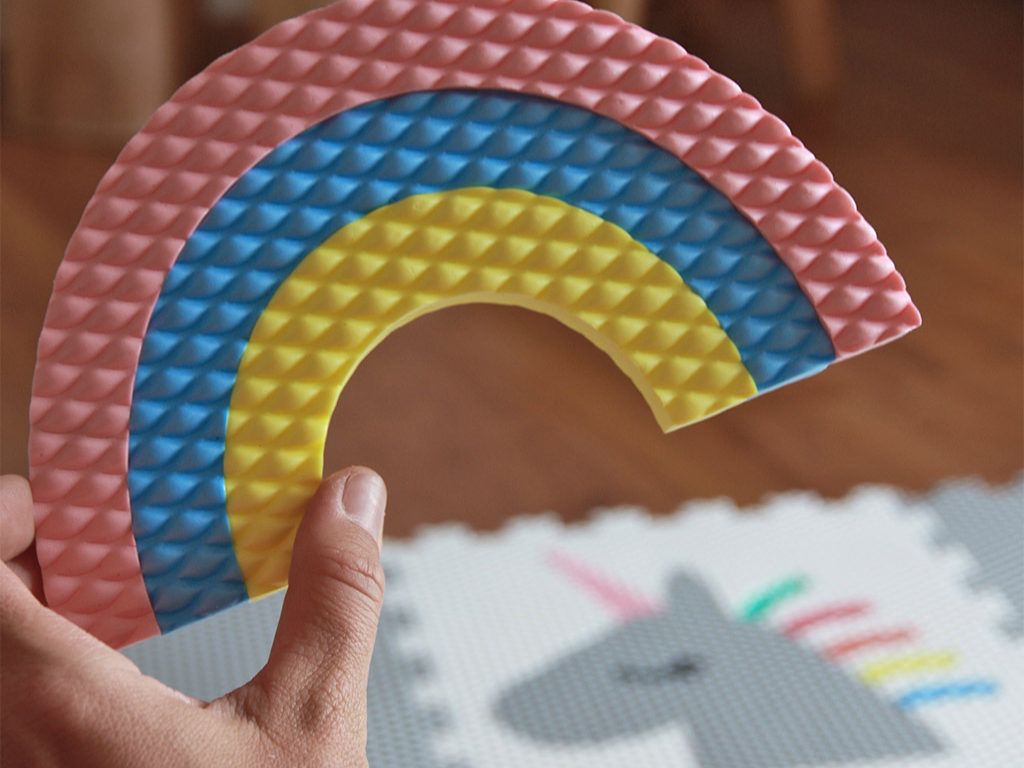 Hracie penové puzzle do detskej izby 12 dielov SIVÝ JEDNOROŽEC