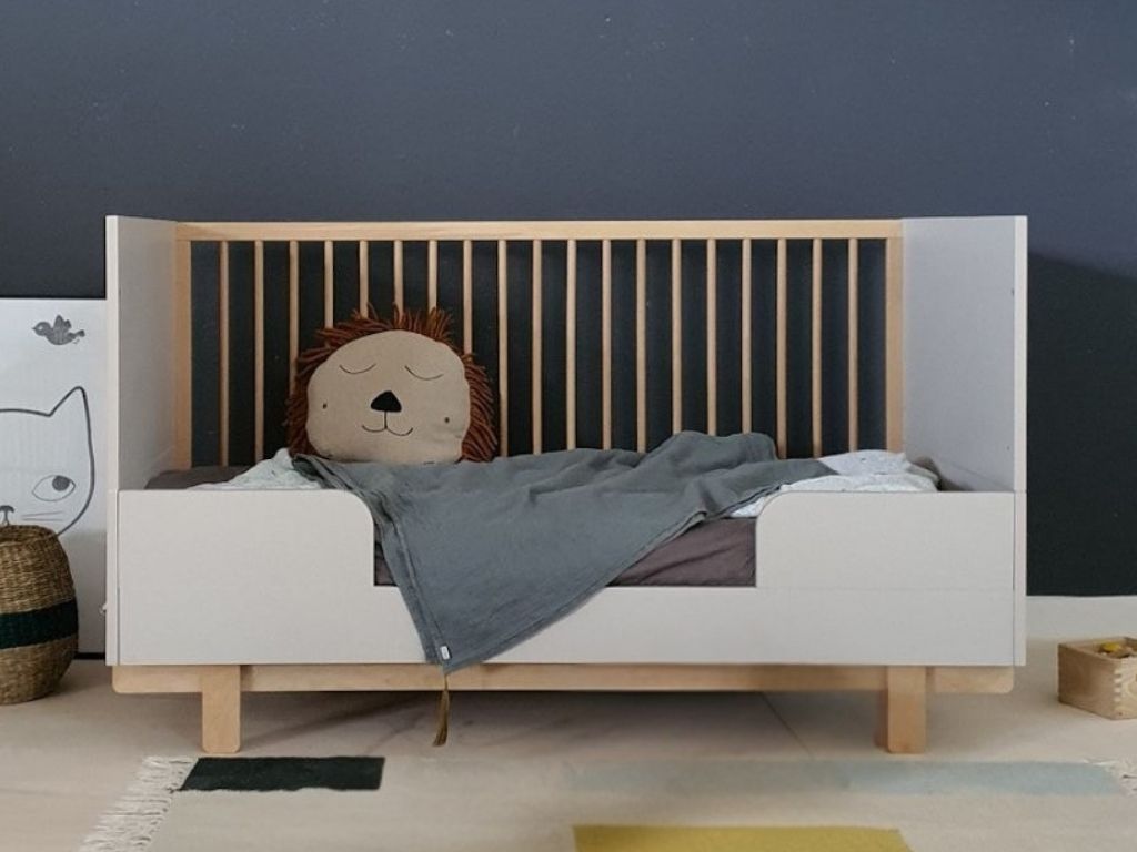E-shop Rastúca detská postieľka BASIC 70x140 cm Zvoľte farbu: Biela